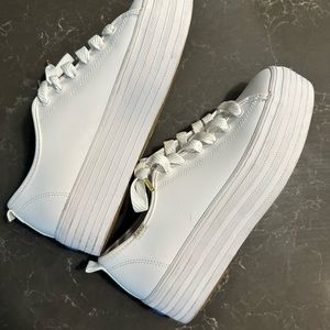 White leather platform Keds sneakers w/ gold detail - size 7.5